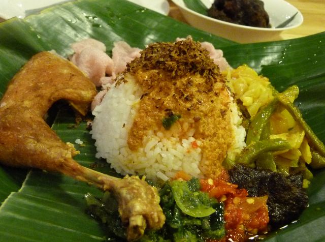 Cari Masakan Padang Murah Meriah di Yogyakarta
